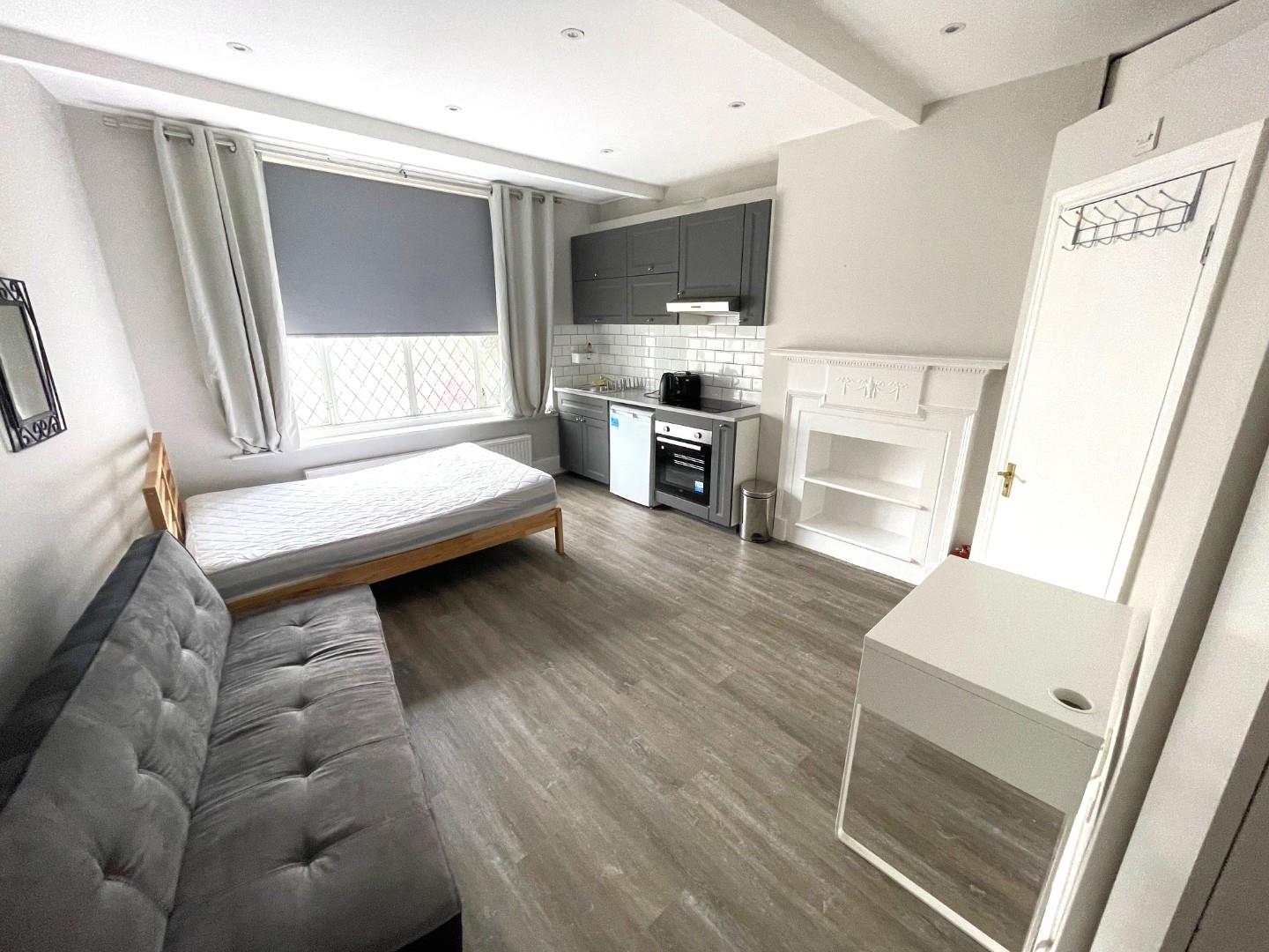 Woodland Way, Mill Hill
